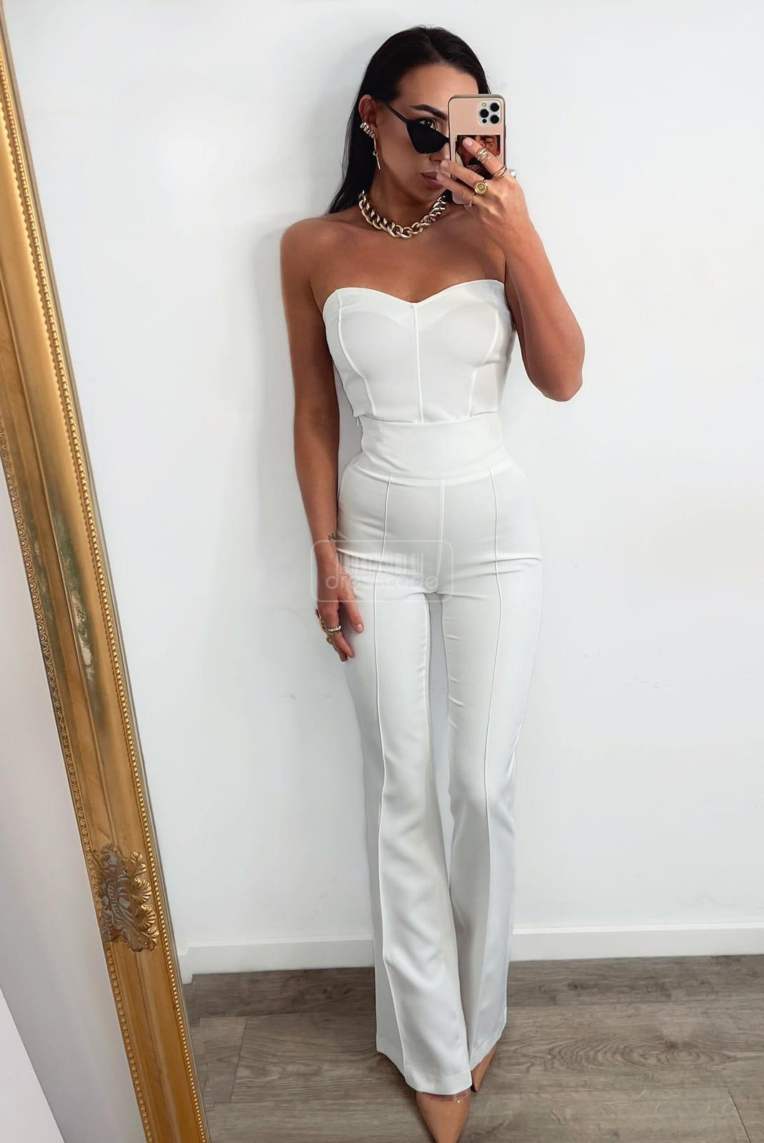 Szerokie-elegancki-spodnie-dzwony-LaMilla-biale-w-Selavifashion.pl