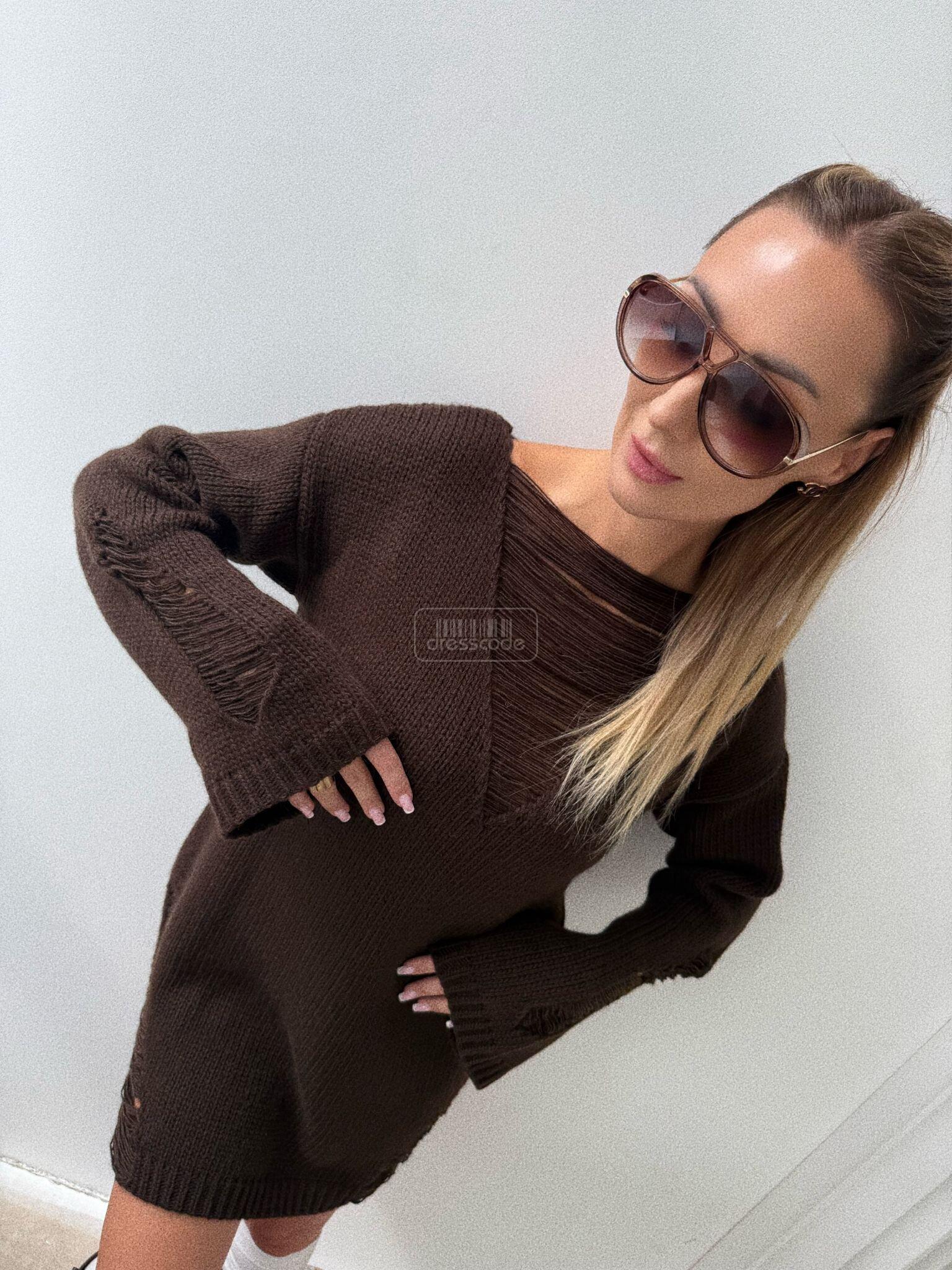 sweter-christiano-long-czekoladowy_3