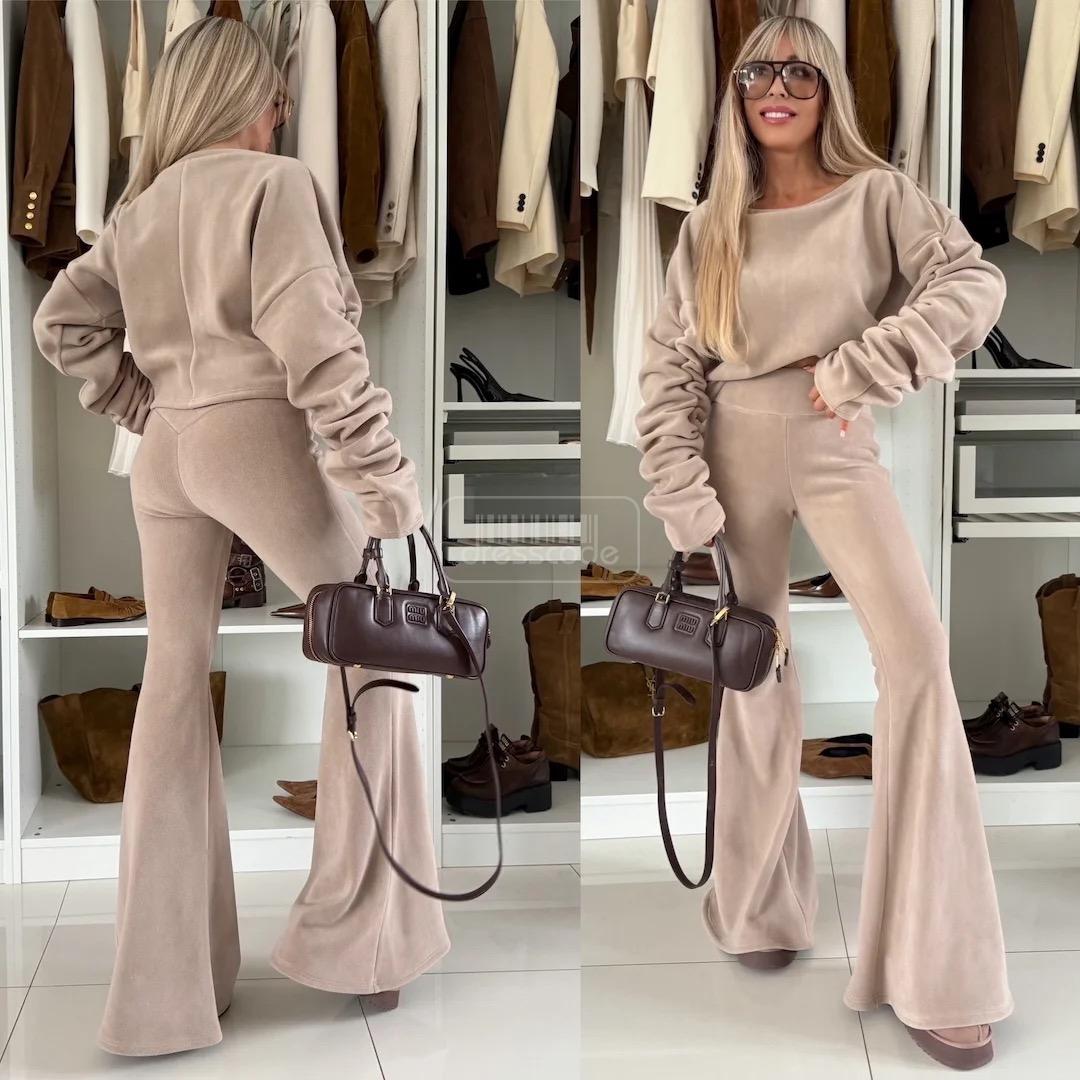 DeWatermark.ai_1760812303158