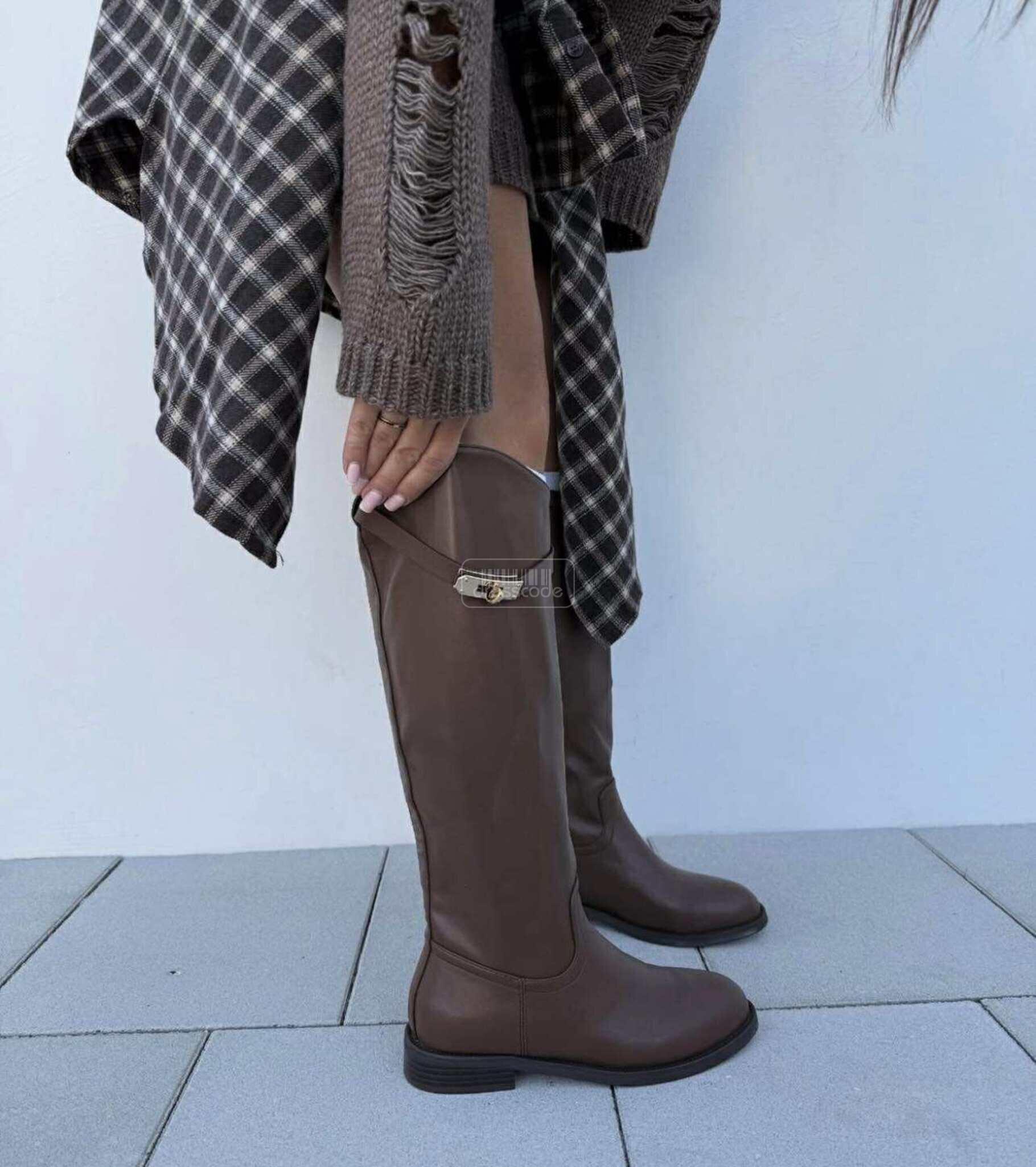 kozaki-aversi-brazowe_3