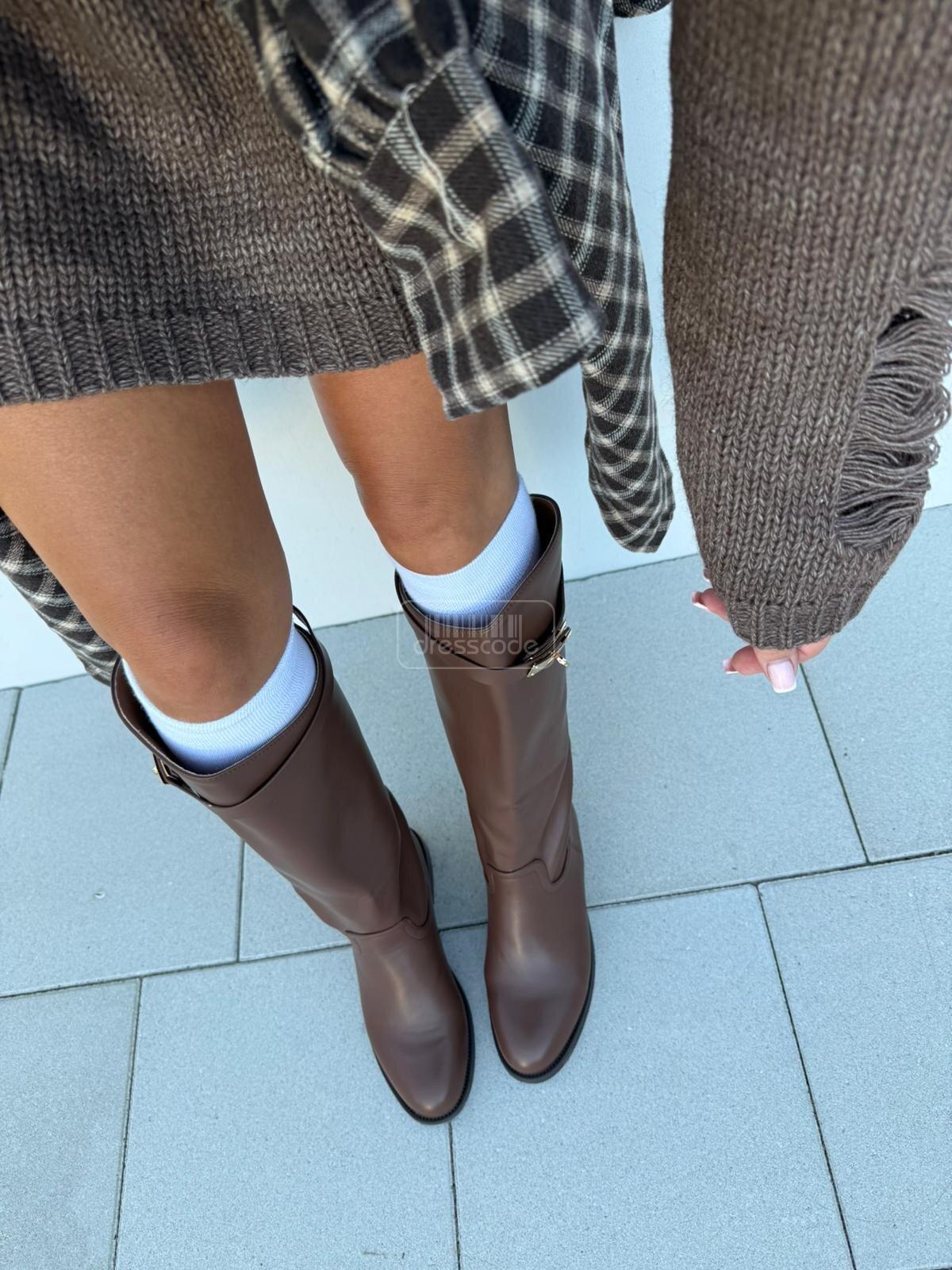 kozaki-aversi-brazowe_9