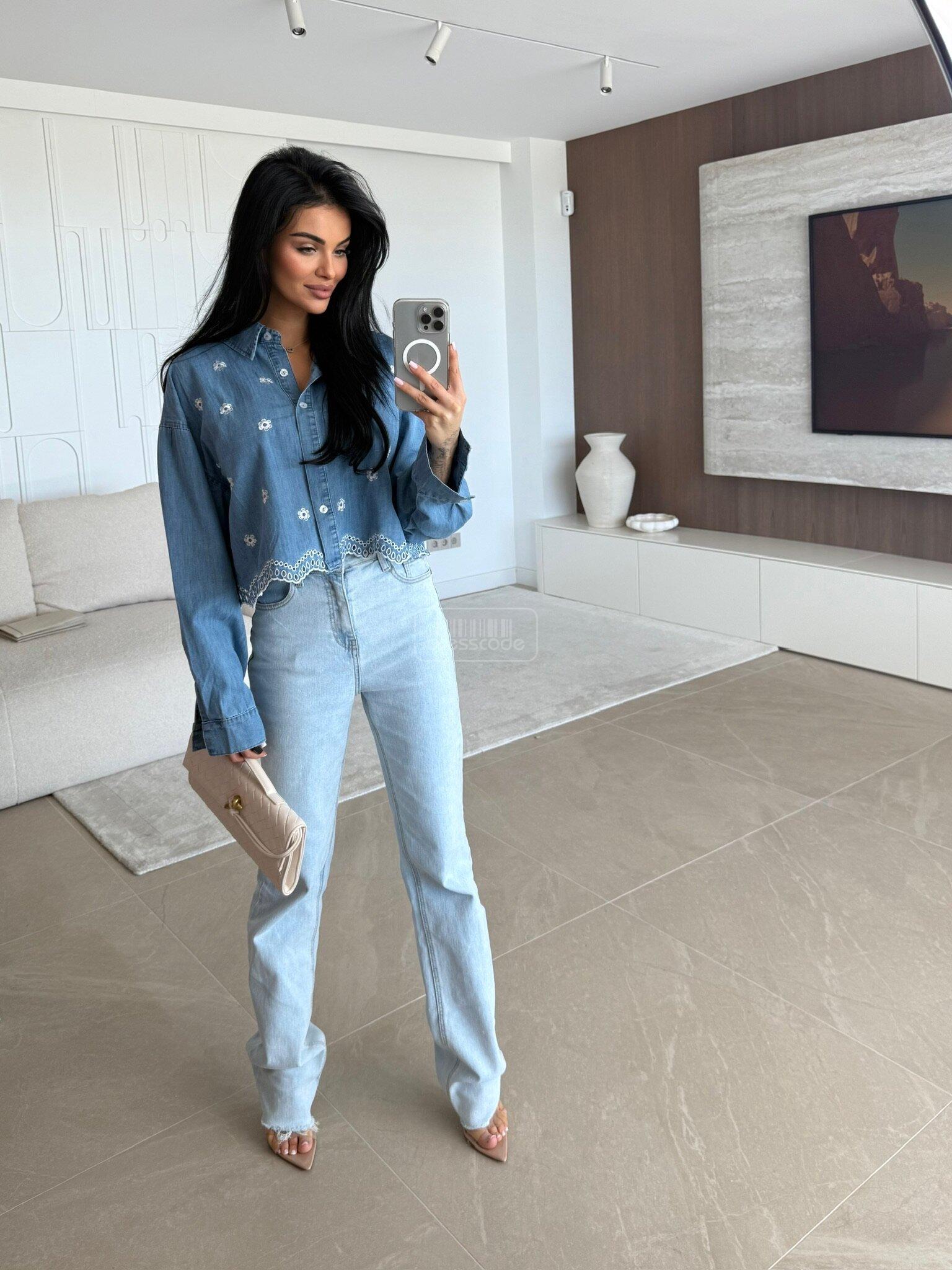 koszula-modella-jeans-w-kwiaty-ciemnoniebieska_7