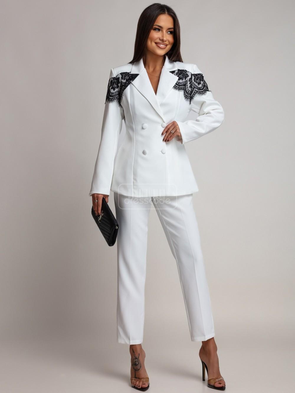 2026-02--1770627700-353