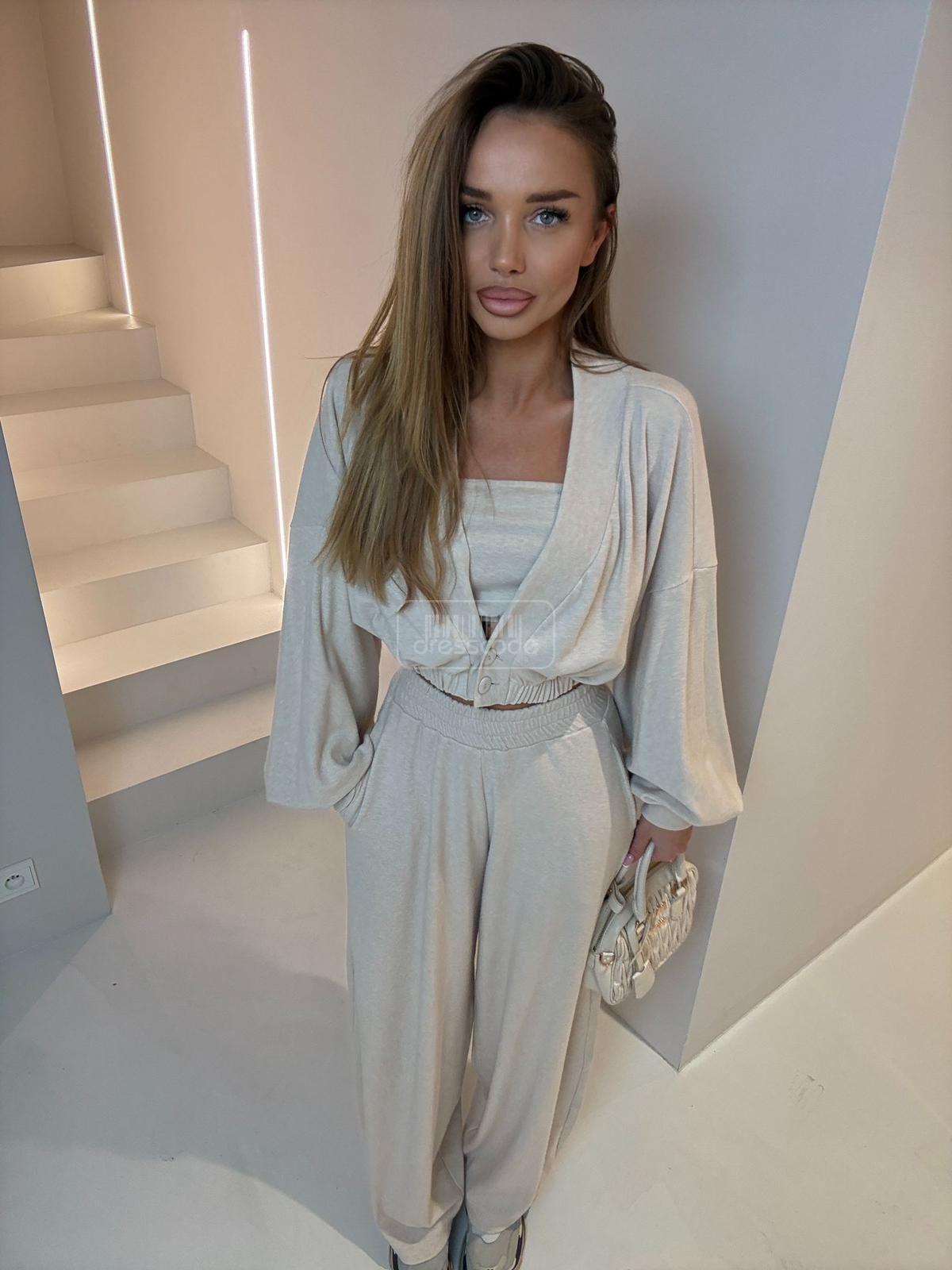 fa569f9a-65bb-498c-82b6-a4df4afd4eb5