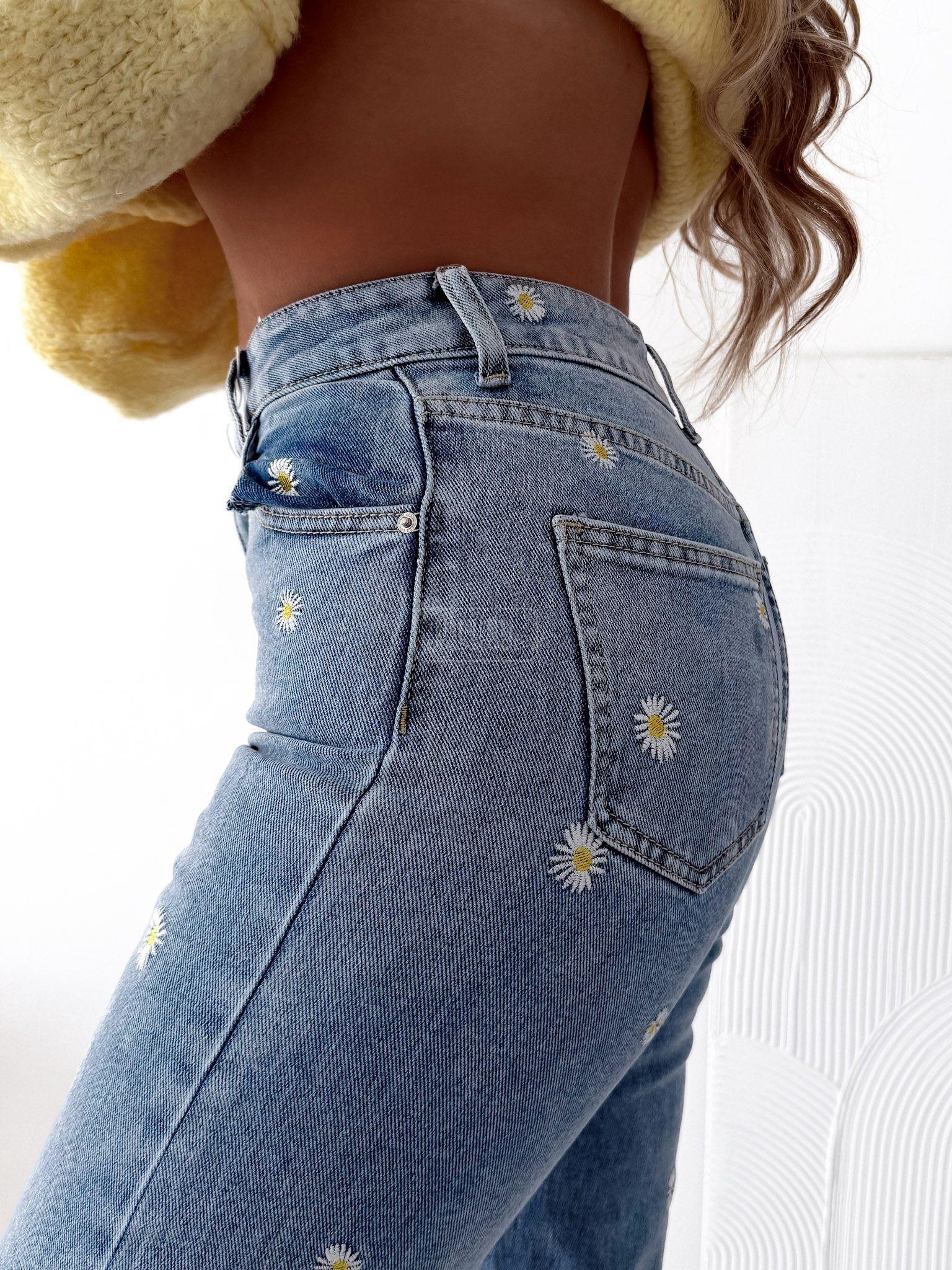 3ac28c83-da3a-42d2-9dc6-a1c0d2aca2e8